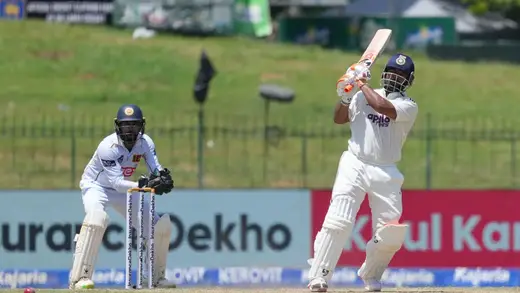 Rishabh Pant's Brave Comeback: Bottom Hand Saves the Day