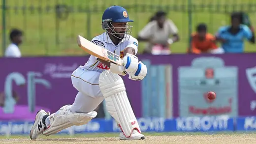 Sonal Dinusha's Smooth 85 Keeps Sri Lanka in the Game