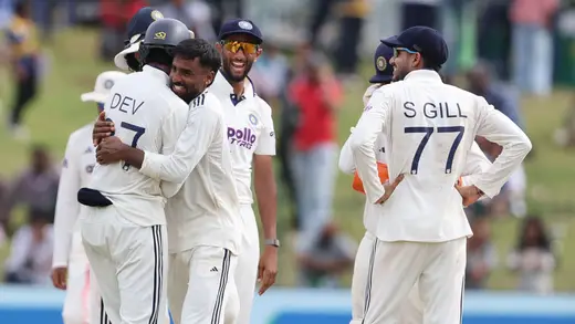Sri Lanka Captain's Unbelievable Dismissal Shocks Fans