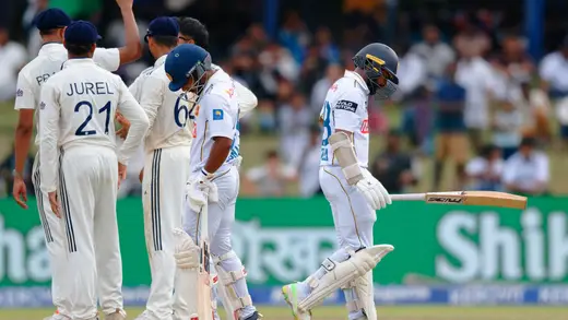 Saransh Jain's Sneaky Delivery Sends Dickwella Packing