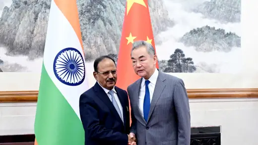 China and India Have a Friendly Chat About Borders