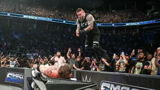 WWE Ka Drama: CM Punk Ne 2.99 Pe Stunner Se Kick Out Kiya