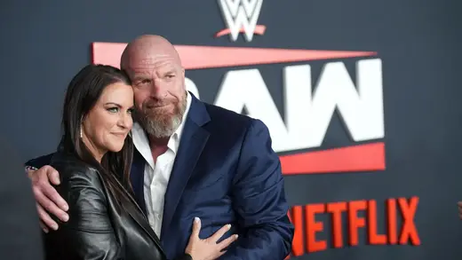 Stephanie Ka Triple H Se Funny Advice: Throw Up Karo!