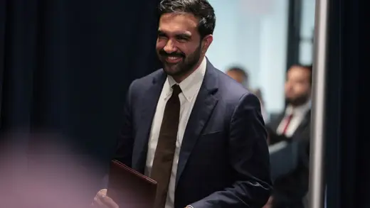 Mayor Zohran Mamdani Goes Viral with Tennis Antics