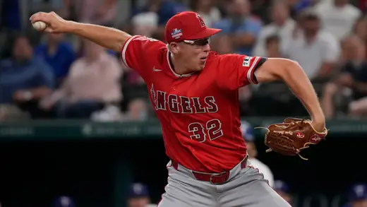 Ryan Johnson Ka Mound Par Dhamaka, Rangers Ke Saath Drama