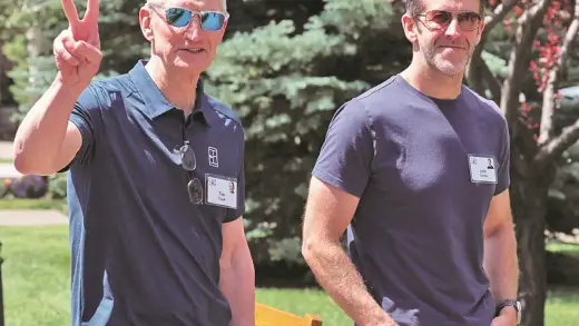Tim Cook Ka Chhutti: Apple Ki Dukan Ka Naya Malak