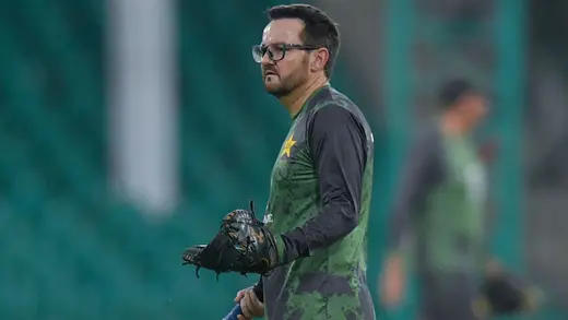 Mike Hesson May Step In as Pakistan Test Team Coach