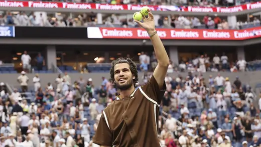 Carlos Alcaraz's Hilarious Wardrobe Malfunction at US Open