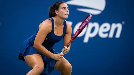 Emma Navarro Celebrates While Lois Boisson Racket Smashes