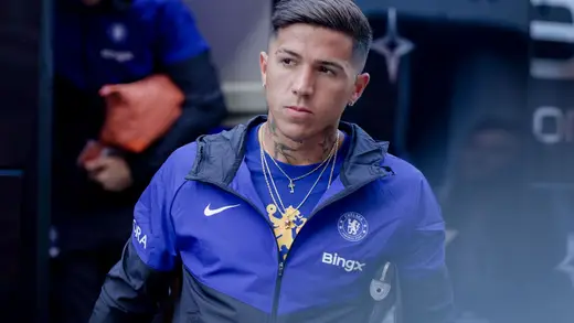 Enzo Fernandez Joins Manchester City for Record Fee