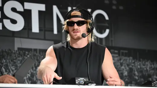 Logan Paul Reacts to WWE RAW Match: Luchadors Steal Show