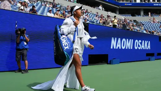 Is Naomi Osaka's Dazzling Outfit a Winning Distraction?