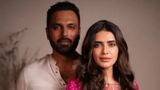 Karishma Tanna Aur Varun Ka Beta Ved Tanna Bangera: Gyaan Ki Roshni