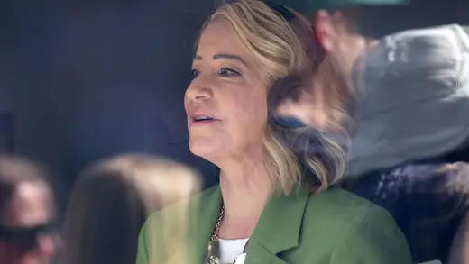 Chris Evert's Heartfelt Absence at the US Open Commentary