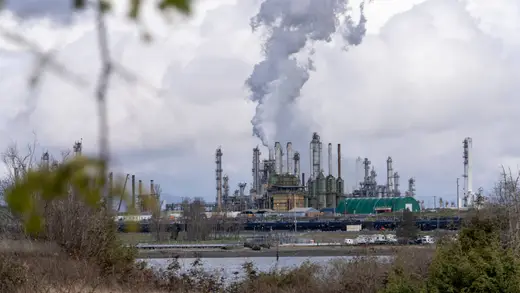 Gas Prices Soar: U.S. Faces Energy Supply Dilemma
