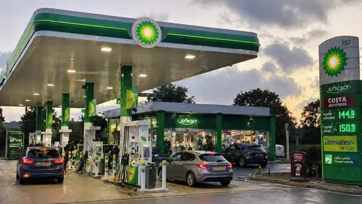 BP Shares Soar to 572 Pence, Analysts Target 600 Pence
