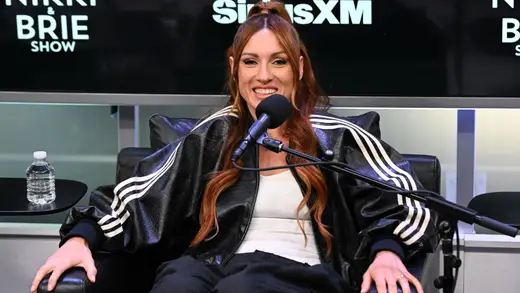 Becky Lynch Ki Wapas Aayi, Referee Bani Championship Mein