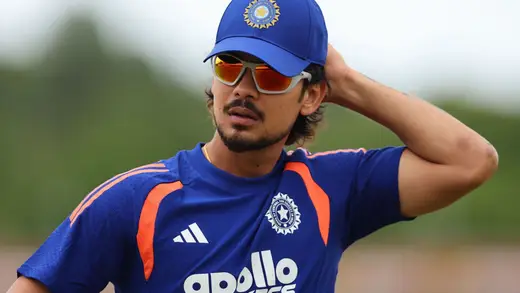 Gavaskar's Gripes: East Zone's Early Exit in Duleep Trophy