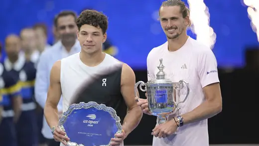 Fans Fume Over Crowd's Early Exit at US Open Final
