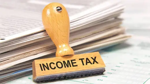 Bank Deposit Ka Chakkar: Tax Wale Aate Hai Toh Drama Shuru