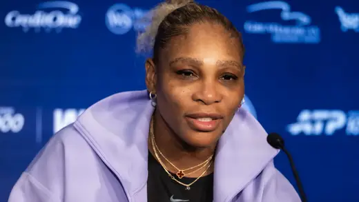 Serena's Coach Flips Over Sweeney's Nude Photoshoot Drama