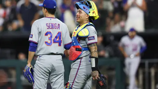 Mets Make Tactical Move, Alvarez Becomes Defensive Dynamo
