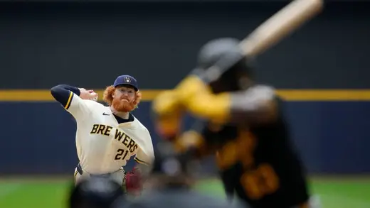 Brewers Battle Pirates for NL Central Crown in Style
