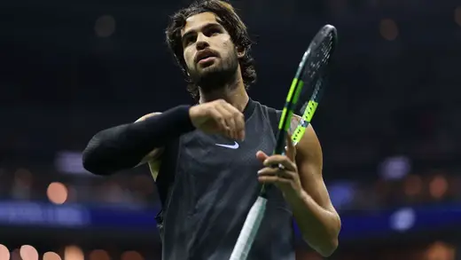 Carlos Alcaraz and Zverev: A Chat That Fans Didn't Love