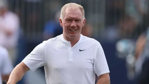 Scholes Says Manchester United's Signings Are Just Sad