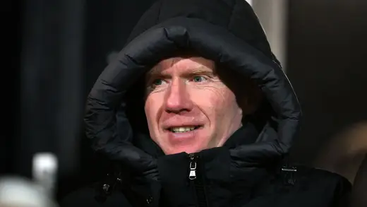Paul Scholes Calls Out Chelsea's Aging Star Jordan Henderson