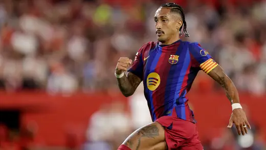 “I freaked out” - Barcelona superstar reveals that Raphinha spoke to him about not wanting to play as number nine