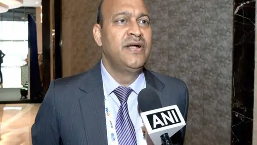 Govt approves voluntary retirement of LIC Managing Director Dinesh Pant
