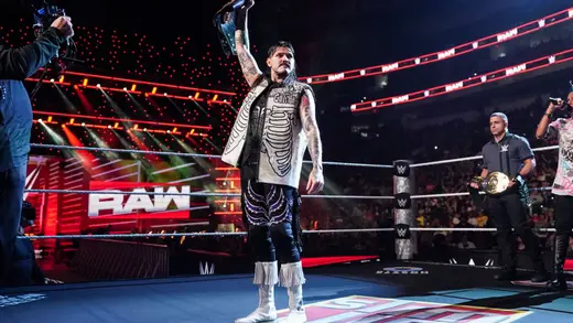 Dominik Mysterio's Hilarious Frustration Shines in WWE
