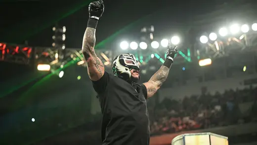 WWE RAW Mein Dragon Lee Aur Rey Mysterio Ka Dhamaka