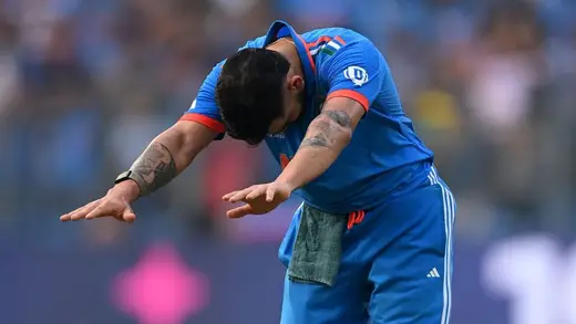 Kohli Smashes 15,000 ODI Runs and Honors Tendulkar