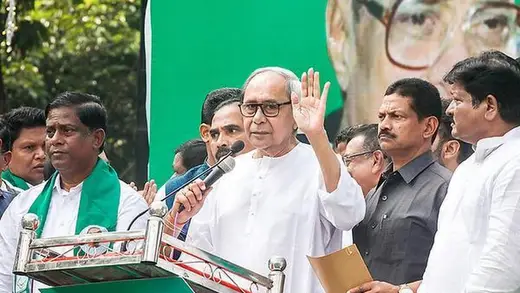 Naveen Patnaik's Epic Protest Against MMDR Act in Odisha