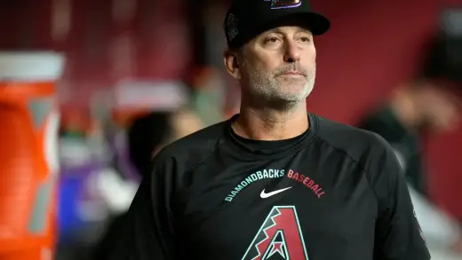 Lovullo Seeks Love After Diamondbacks Miss Playoffs