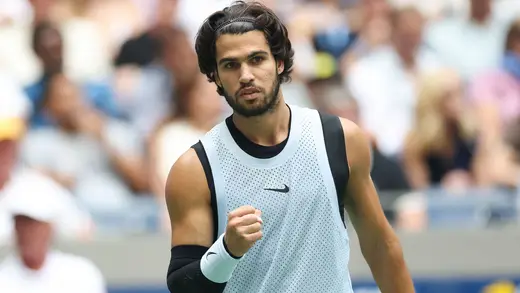 Alcaraz vs Michelsen: Epic Japan Open Tennis Clash!