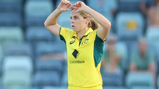 Australia Women's Team: Injuries Galore and Captaincy Drama