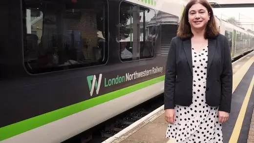 Leighton Buzzard MP Ka Footbridge Upgrade Ka Mission Chalu
