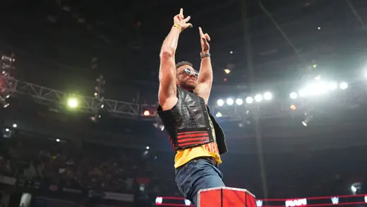 LA Knight's Cheeky Message Before WWE Title Showdown