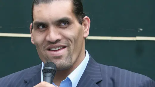 Khali Introduces a 7 Feet 3 Inches Giant Star to WWE