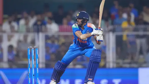 Shai Hope's One-Handed Wonder Sends Shubman Gill Packing