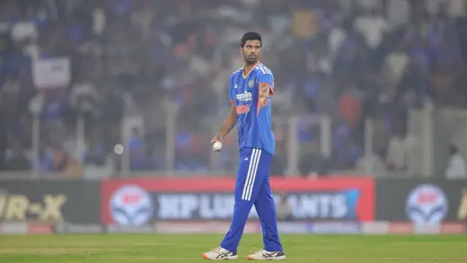 Washington Sundar's Juggling Catch Stuns in Asian Games Final
