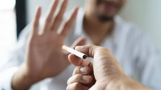 Experts Urge Better Support for Smokers to Quit