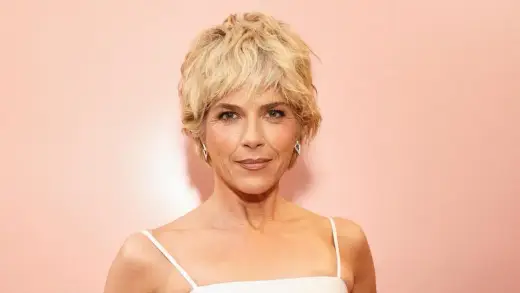 Selma Blair's Hineni: A Spicy Take on Antisemitism
