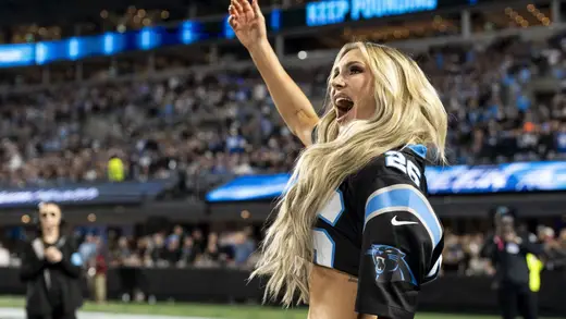 Charlotte Flair and Tatum Paxley Team Up for SmackDown Glory