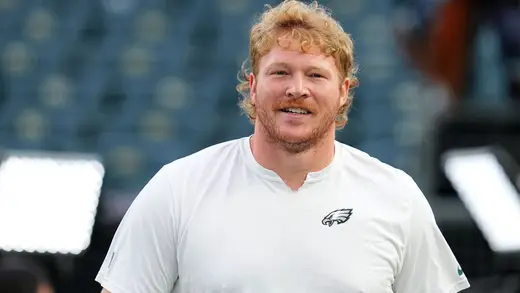 "Jalen Hurts watching his o-linemen disappear" "They are tanking for a QB": NFL fans stunned as Eagles trade Cam Jurgens to Ravens