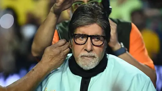 Amitabh Bachchan Fights Back Against Trolls, Believe It!