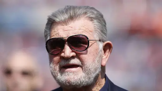 Clarence Hill Jr. Takes A Swing At Greenberg Over Ditka